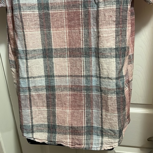 Linen button down shirt - Picture 9 of 12